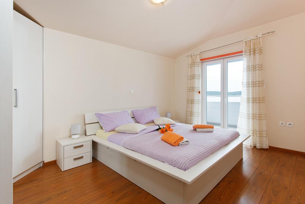 Apartment Gold Τρογκίρ Δωμάτιο φωτογραφία